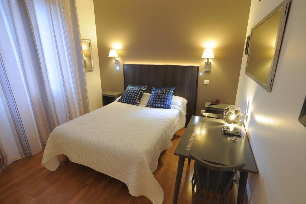 Hotel Italia Tours Pokoj fotografie